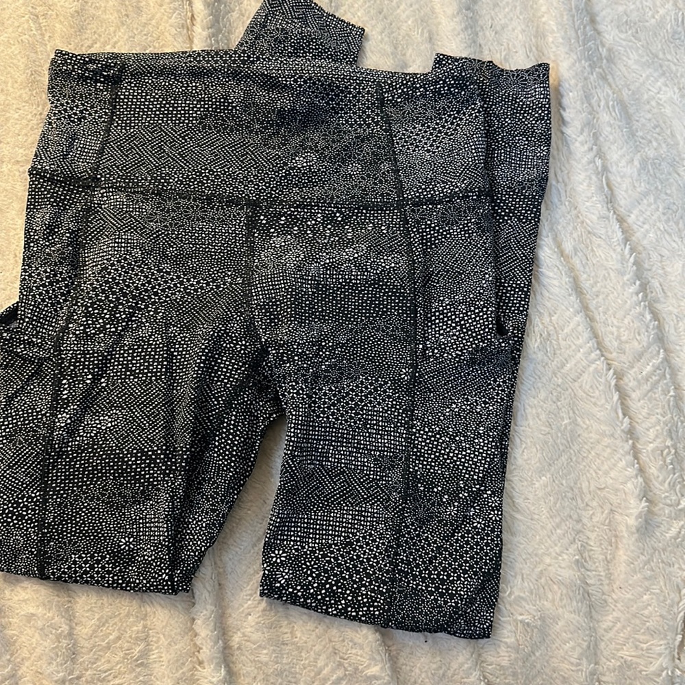 RARE LULULEMON